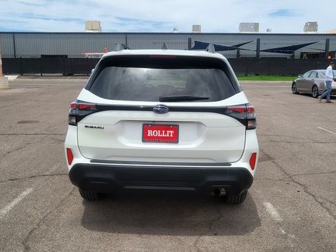 Used 2025 Subaru Forester Premium AWD/4WD image 7