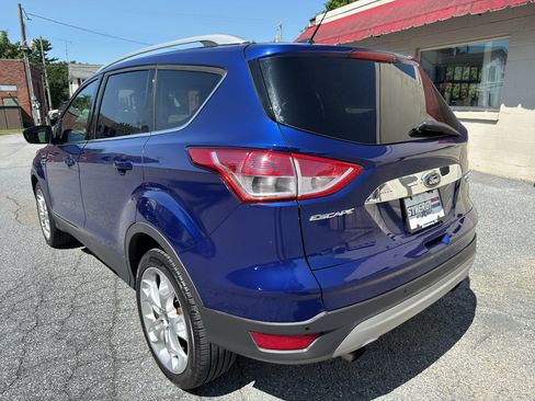 Used 2014 Ford Escape Titanium w/ Equipment Group 401A AWD/4WD image 3