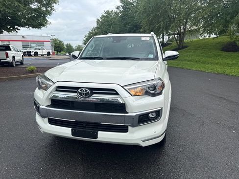 Used 2023 Toyota 4Runner Limited AWD/4WD image 8