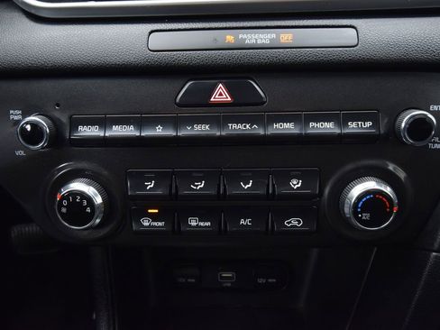 Used 2021 Kia Sportage LX image 28