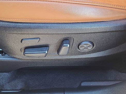 Used 2023 Kia Telluride SX Prestige X-Pro AWD/4WD image 25