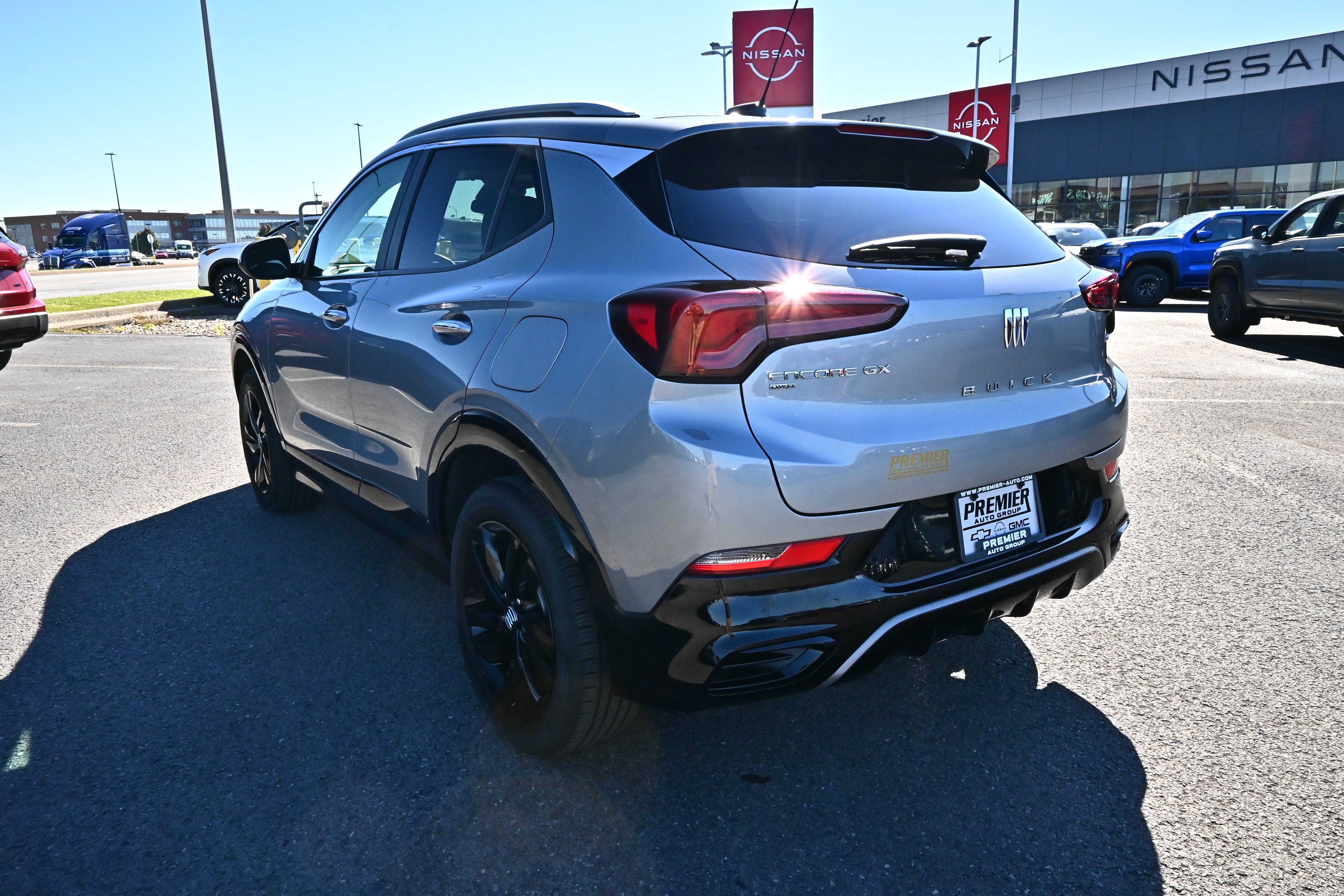 Used 2024 Buick Encore GX Sport Touring w/ Comfort Package AWD/4WD image 8
