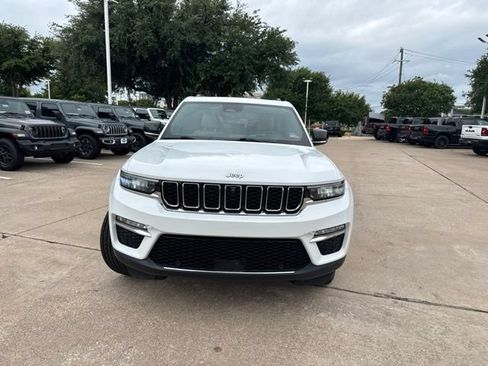 Used 2022 Jeep Grand Cherokee Limited 4xe w/ Luxury Tech Group II AWD/4WD image 4