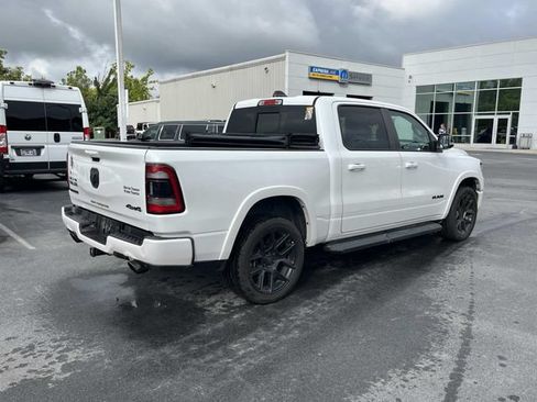Used 2022 RAM 1500 Laramie AWD/4WD image 3