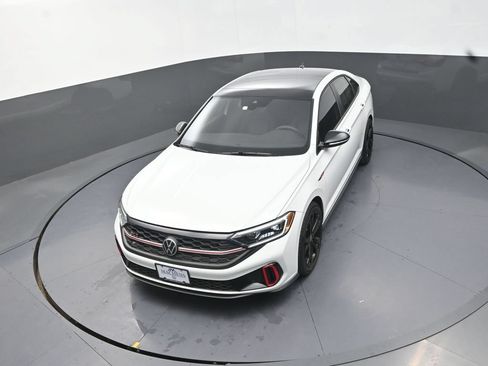 Used 2022 Volkswagen Jetta GLI Autobahn FWD image 18