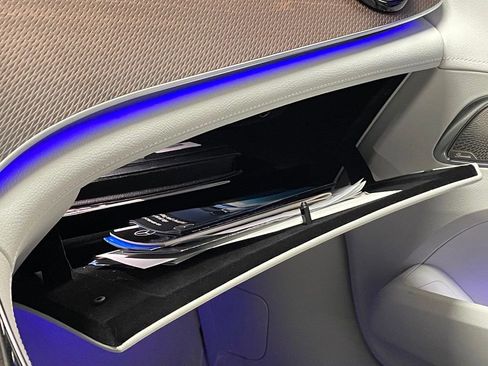 Used 2023 Mercedes-Benz EQE 500 4MATIC Sedan image 48