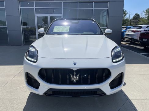New 2024 Maserati Grecale Modena image 5