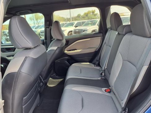 Used 2026 Subaru Forester Premium AWD/4WD image 23