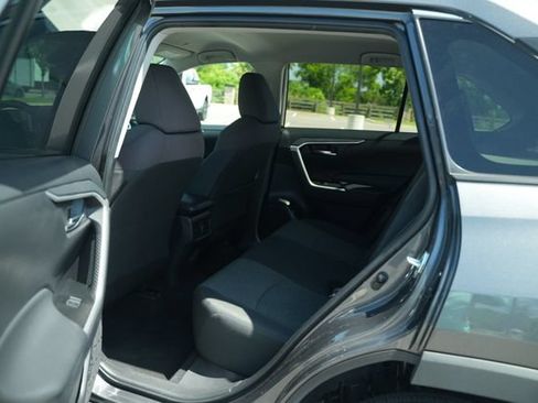 Used 2024 Toyota RAV4 XLE FWD image 15