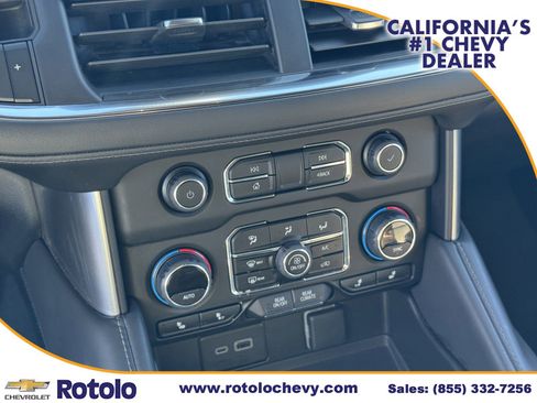 Used 2024 Chevrolet Suburban LT image 23