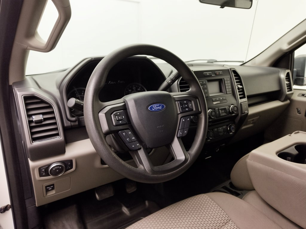 Used 2018 Ford F150 XLT AWD/4WD image 4