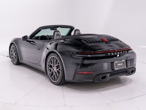Used 2025 Porsche 911 Carrera RWD image 3