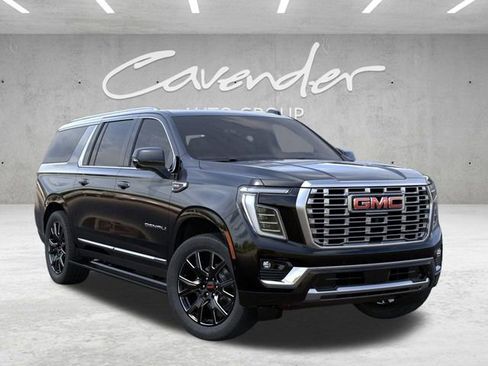 New 2026 GMC Yukon XL Denali w/ Sun & Power Step Package image 7