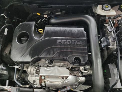 Used 2023 Chevrolet Equinox LS w/ LS Convenience Package image 30