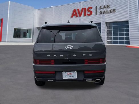 Used 2025 Hyundai Santa Fe SEL FWD image 7