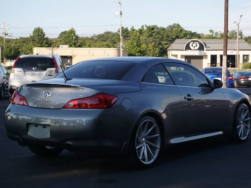 Used 2014 INFINITI Q60 Convertible w/ Premium Package RWD image 5