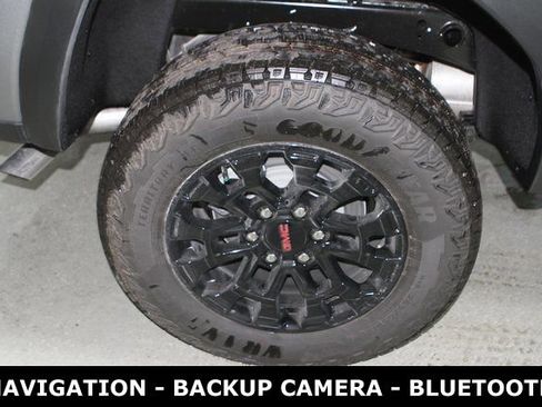 New 2026 GMC Canyon Elevation w/ Convenience Package image 5