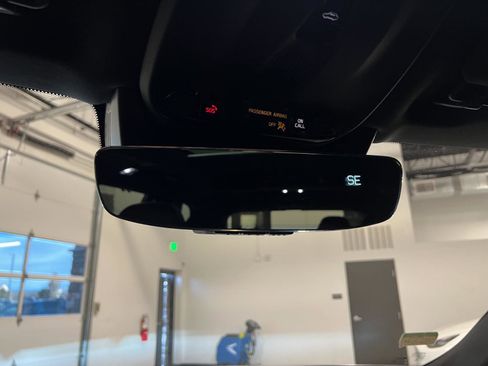 Used 2020 Volvo XC90 T8 R-Design w/ Protection Package Premier image 23