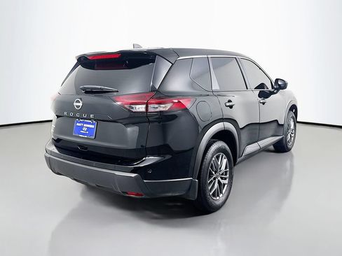 Used 2026 Nissan Rogue S FWD image 5