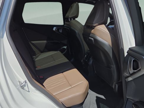 New 2026 BMW X3 xDrive30i w/ Premium Package AWD/4WD image 15