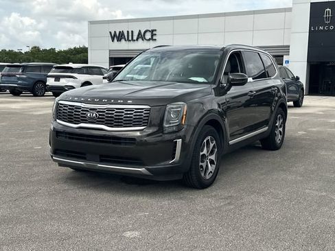 Used 2020 Kia Telluride EX FWD image 2