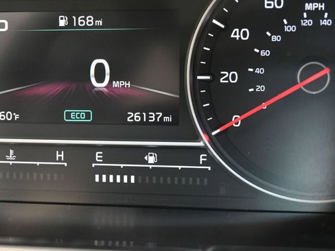 Used 2023 Kia Sorento S image 32