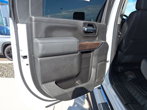 Certified 2020 GMC Sierra 3500 Denali w/ Denali Ultimate Package AWD/4WD image 25