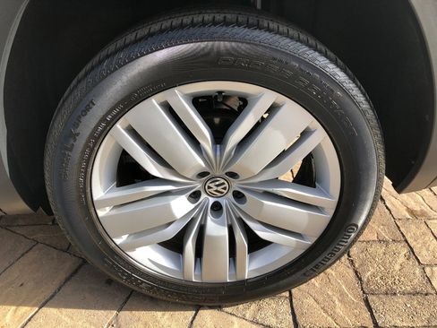 Used 2018 Volkswagen Atlas SEL Premium image 33