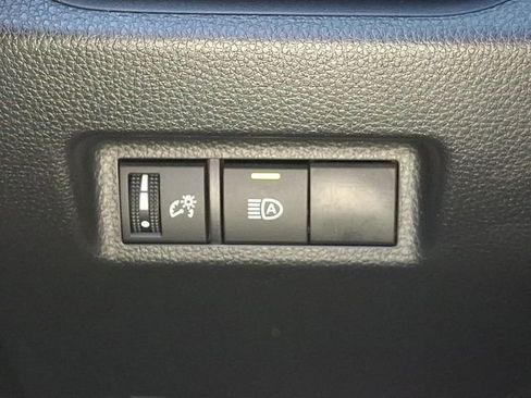 Used 2024 Toyota RAV4 LE AWD/4WD image 27