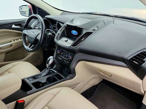 Used 2019 Ford Escape SEL image 24