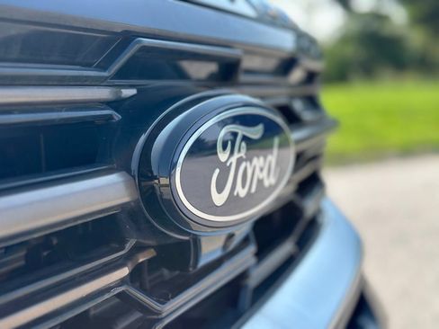 Used 2025 Ford Expedition King Ranch AWD/4WD image 11