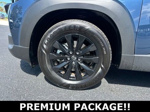Used 2025 MAZDA CX-50 AWD 2.5 S w/ Premium Package image 9