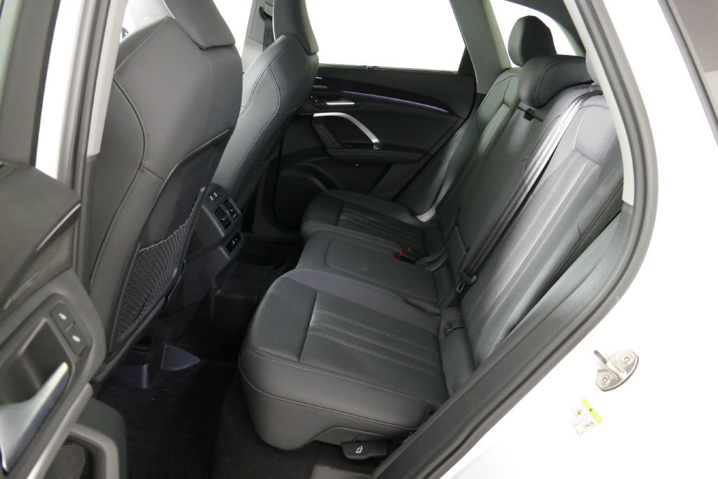 Used 2026 Audi Q5 Premium Plus AWD/4WD image 31