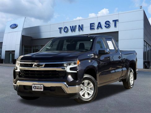 Used 2024 Chevrolet Silverado 1500 LT image 1