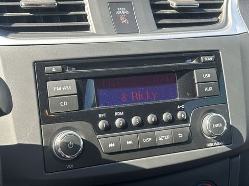 Used 2017 Nissan Sentra S image 12