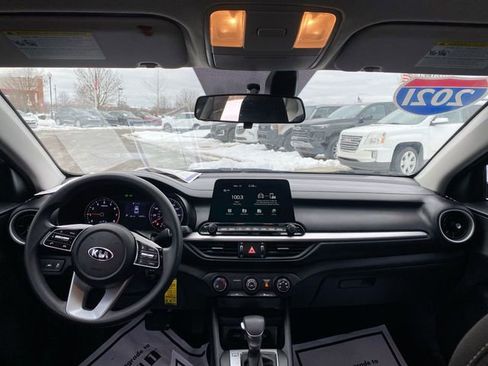 Used 2021 Kia Forte LXS image 18