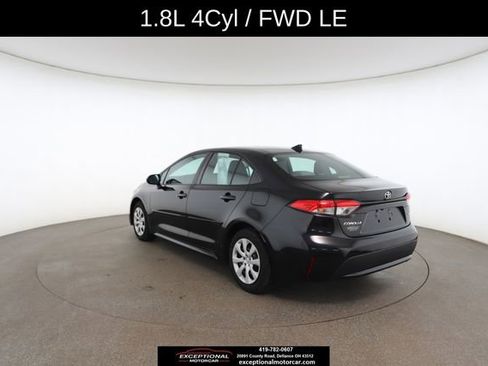 Used 2021 Toyota Corolla LE image 12