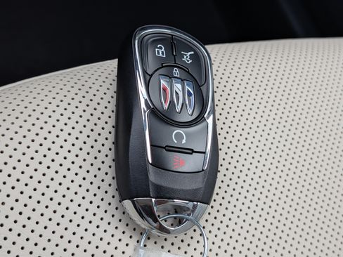 New 2026 Buick Encore GX Avenir w/ Avenir Technology Package FWD image 33
