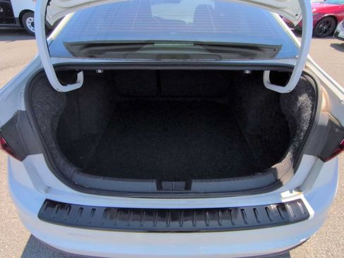 Used 2023 Volkswagen Jetta GLI Autobahn FWD image 35