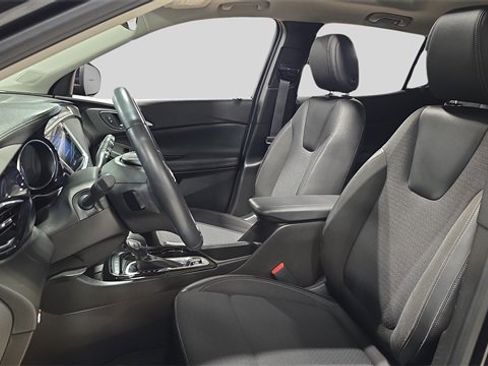 Used 2021 Buick Encore GX Select w/ Experience Buick Package image 11