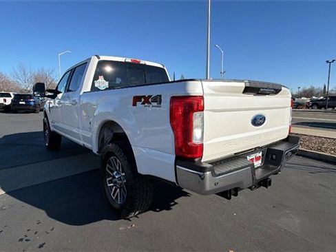 Used 2018 Ford F250 Lariat w/ Lariat Value Package image 6