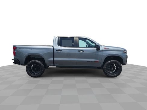 Used 2022 Chevrolet Silverado 1500 LT Trail Boss w/ Convenience Package II AWD/4WD image 9