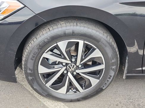 Used 2024 Volkswagen Jetta S FWD image 8