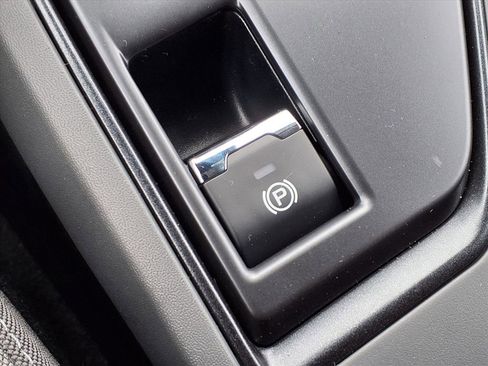 New 2026 Subaru Crosstrek 2.0i Premium image 16