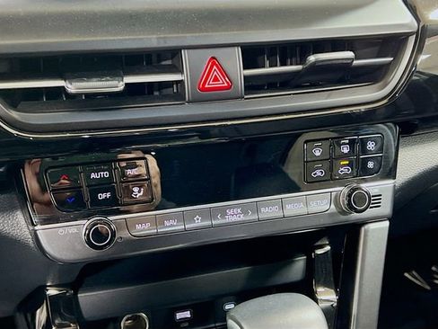 Certified 2025 Kia Seltos S image 16