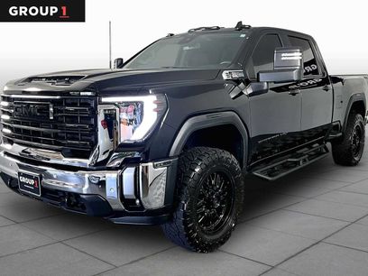 Used 2025 GMC Sierra 2500 Pro w/ 1SA Pro Safety Plus Package