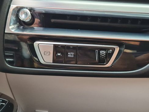 Certified 2024 Cadillac Lyriq Sport AWD/4WD image 16