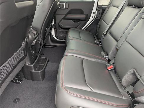 New 2026 Jeep Wrangler Unlimited Rubicon AWD/4WD image 15