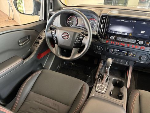 Used 2026 Nissan Frontier PRO-4X AWD/4WD image 29
