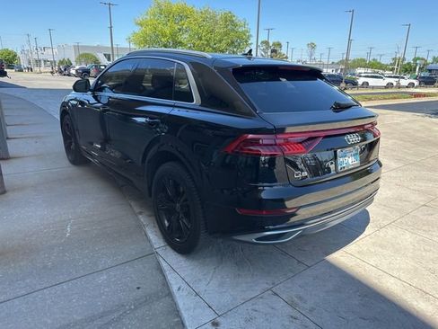 Used 2023 Audi Q8 Prestige w/ Prestige Package AWD/4WD image 3